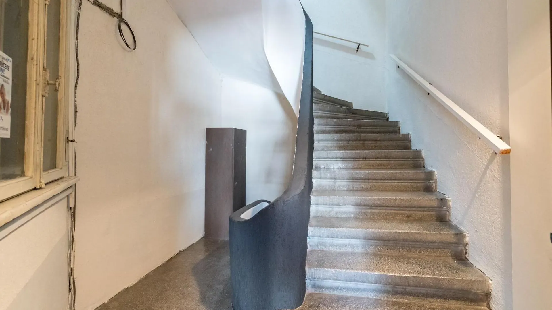 Echo Studio Bucharest Apartment