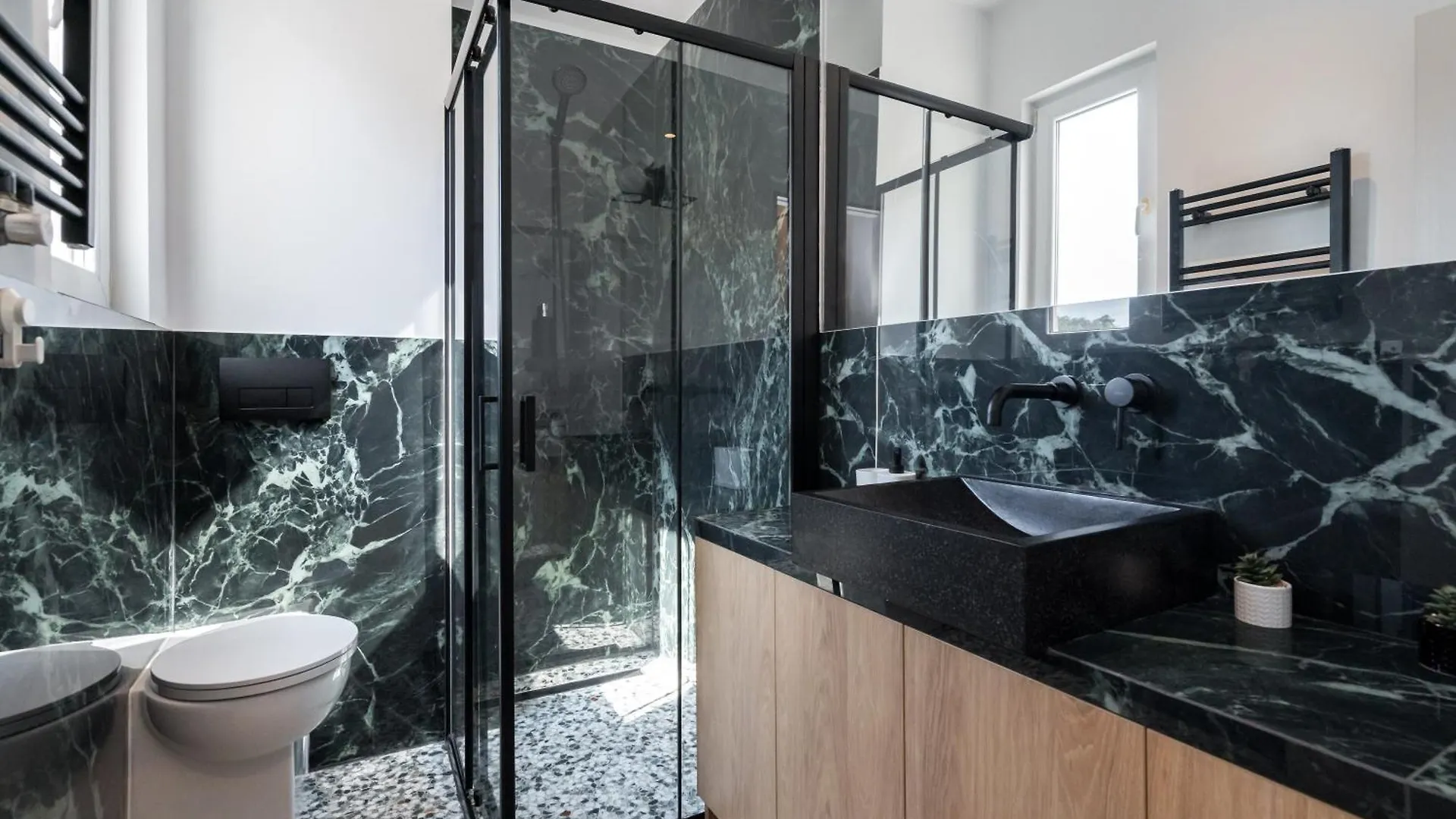 Echo Studio Bucharest Apartment